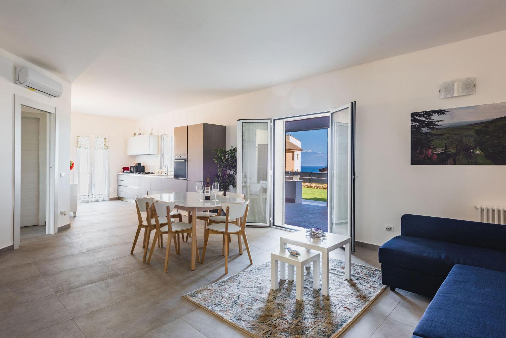 Etna Mare Apartments By Wonderful Italy Аугуста Екстериор снимка