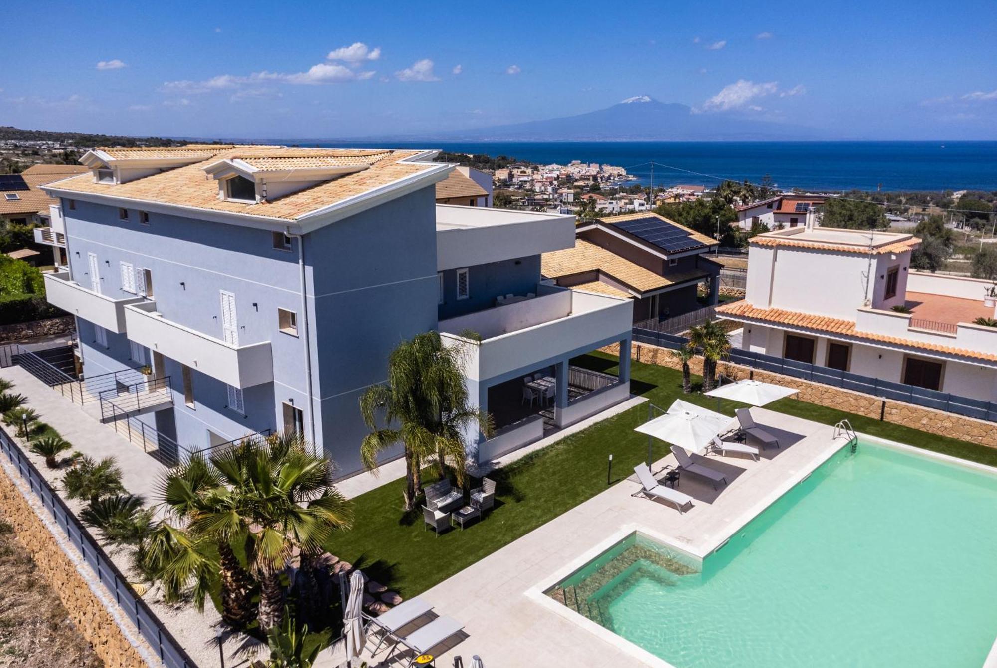 Etna Mare Apartments By Wonderful Italy Аугуста Екстериор снимка